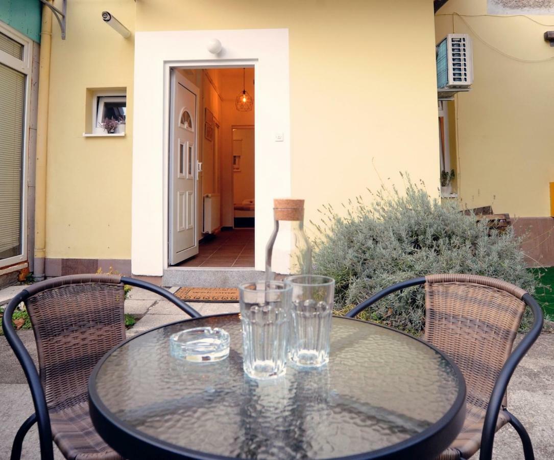 Garden Town Apartamento Zagreb Exterior foto