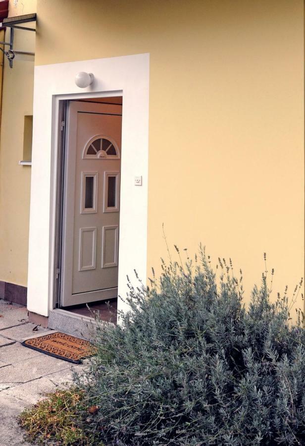 Garden Town Apartamento Zagreb Exterior foto